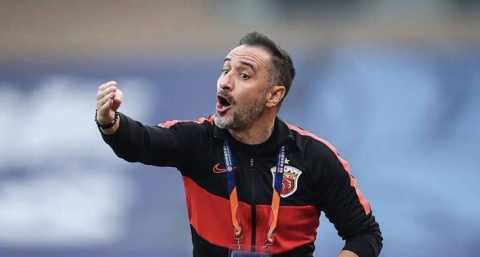 开云-密尔沃基雄鹿训练开放日；国际比赛日遗憾出局引欢呼；亚冠在即；更衣室氛围转暖的简单介绍