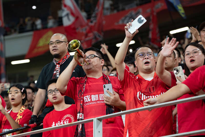 开云体育直播-关于成都蓉城内部会议纪要流出——国际比赛日强势反弹，欧超杯使命明确，轮换策略成焦点的信息