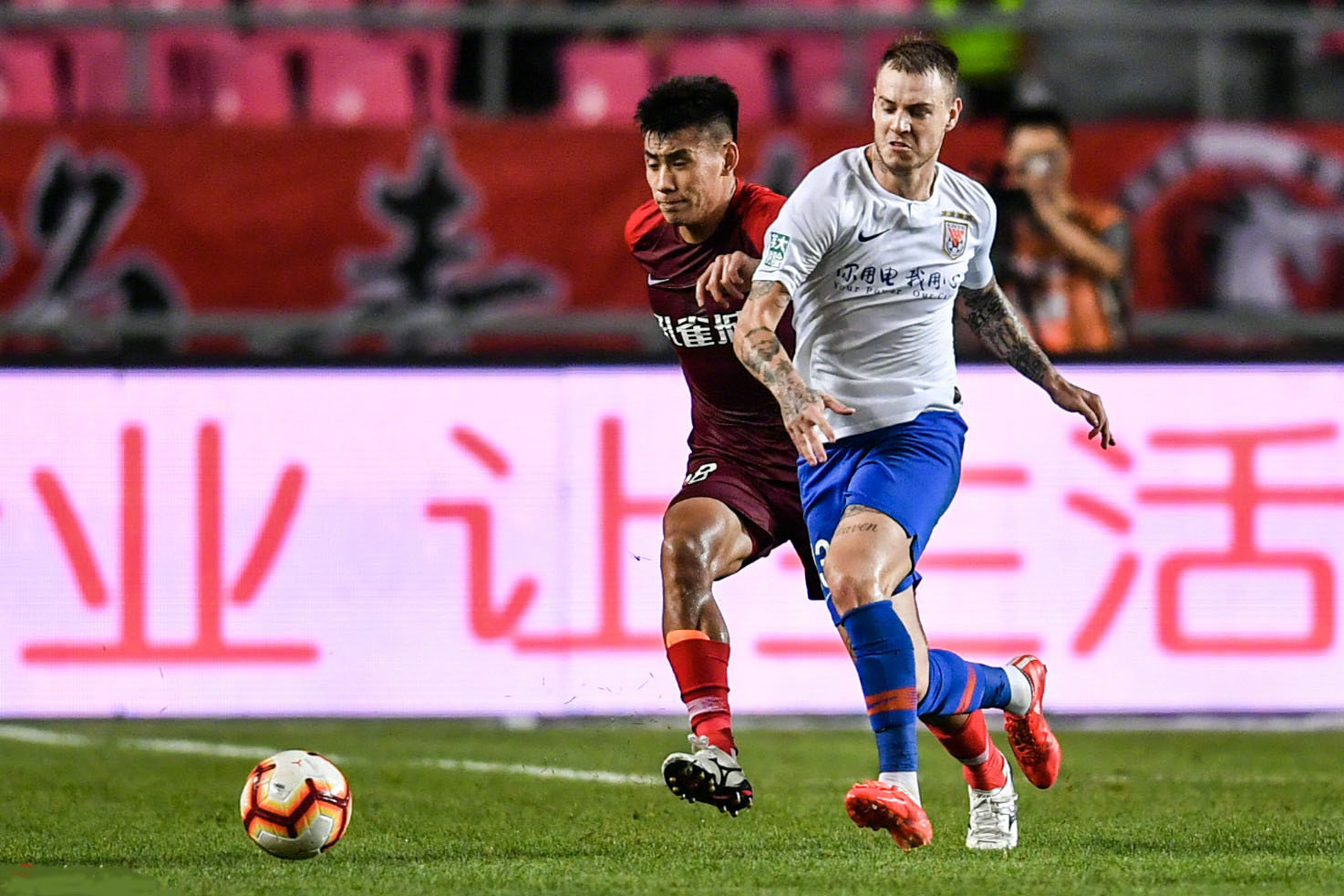 关于集结日新疆广汇止住颓势：中超节点到来，话题不断，更衣室氛围转暖的信息