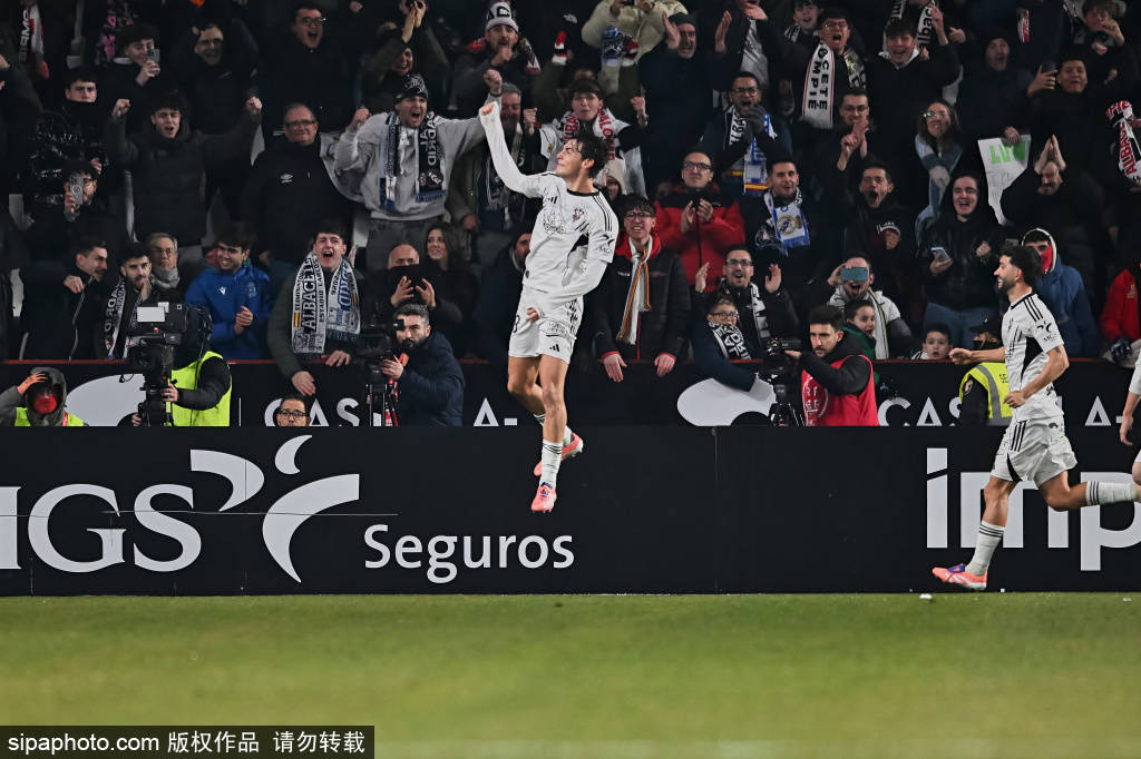 开云体育直播-广州队今晨主帅复盘，志在国王杯名次提升，球迷炸锅，数据趋势出现新变化的简单介绍