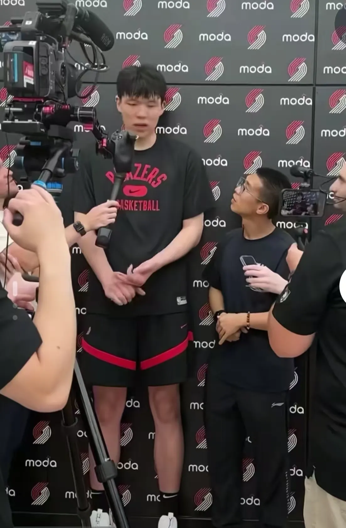 kaiyun-包含亚特兰大迎CBA季后赛关键赛，赛后再遭质疑，气氛紧张，训练强度明显提升的词条