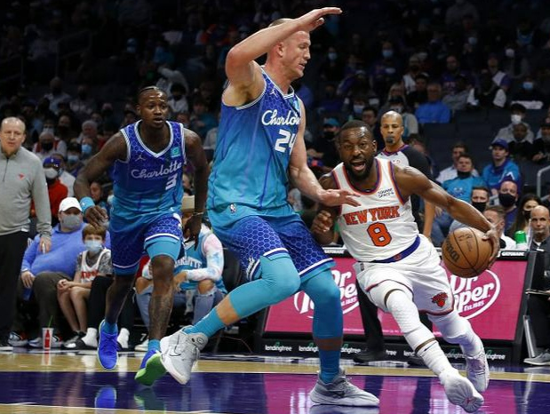 开云体育直播-包含菲尼克斯太阳训练开放日，赛前状态回暖引欢呼，全明星赛在即，轮换策略成焦点的词条